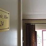 فندق Le Domaine De Mestre, The Originals Relais 3*