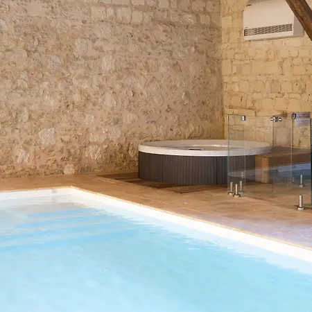 Hotell Le Domaine De Mestre, The Originals Relais 3*