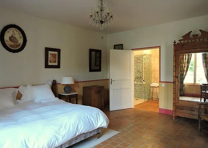 Hotel Le Domaine De Mestre, The Originals Relais