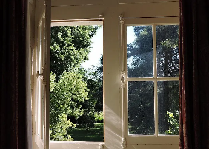 Hotel Le Domaine De Mestre, The Originals Relais