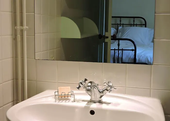 Hotel Le Domaine De Mestre, The Originals Relais Fontevrault-l'Abbaye